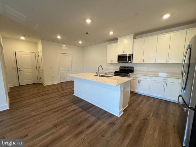 2208 JACOB FRANCIS, Titusville, NJ 08560