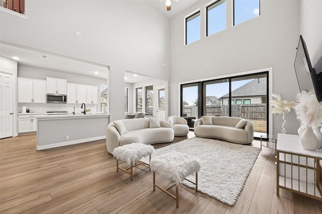 2022 Meteor Falls Drive, Richmond, TX 77469