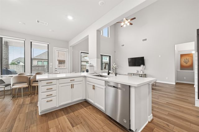 2022 Meteor Falls Drive, Richmond, TX 77469