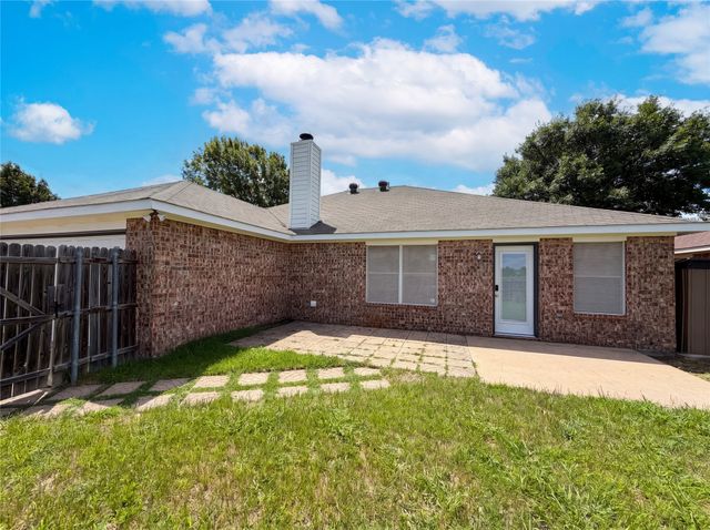 1531 Kensington Place, Lancaster, TX 75134