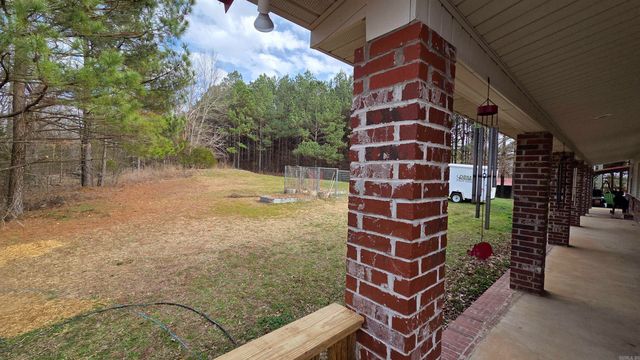 655 Charton Road, Morrilton, AR 72110