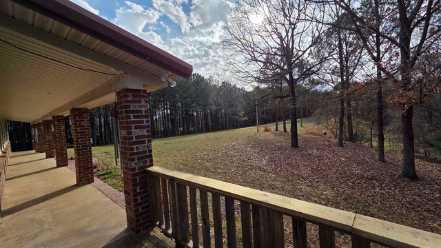 655 Charton Road, Morrilton, AR 72110