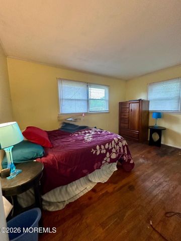 18 Anchorage Boulevard, Bayville, NJ 08721
