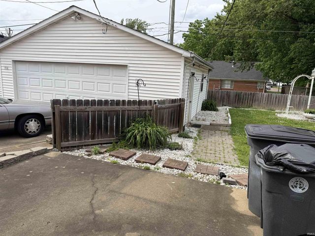916 E Mulberry Street, Evansville, IN 47713