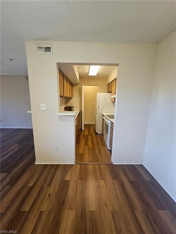 2875 Winkler AVE # 518, Fort Myers, FL 33916