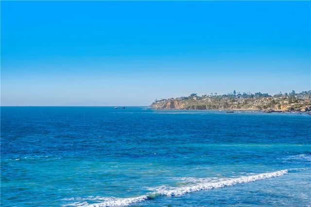 1051 A Gaviota Drive, Laguna Beach, CA 92651