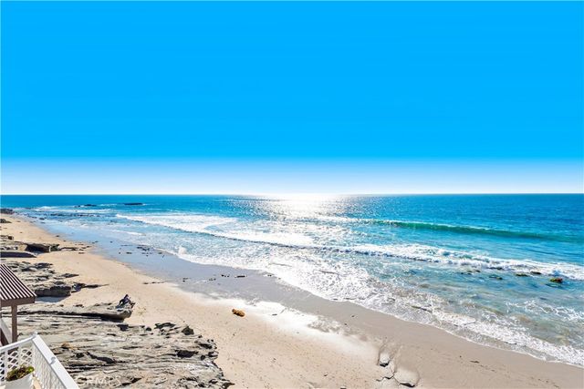 1051 A Gaviota Drive, Laguna Beach, CA 92651