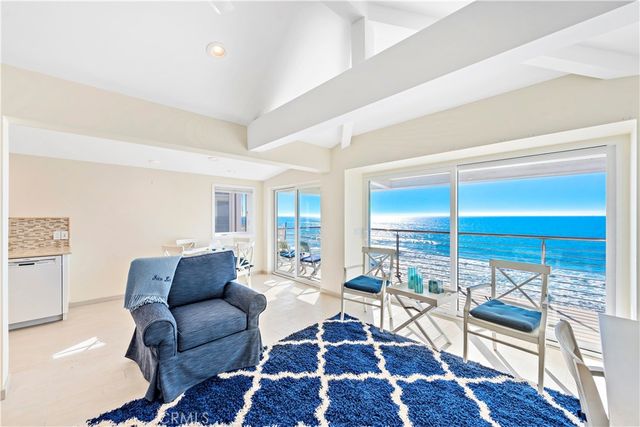 1051 A Gaviota Drive, Laguna Beach, CA 92651