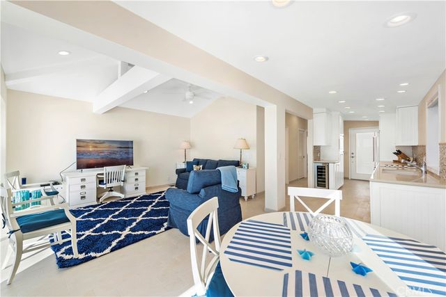 1051 A Gaviota Drive, Laguna Beach, CA 92651