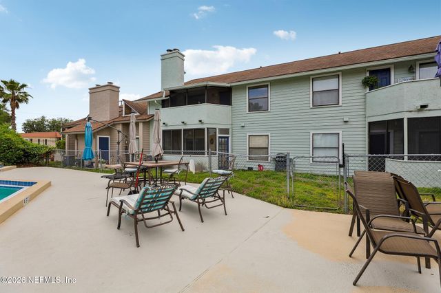162 GOVERNOR Street 206, Green Cove Springs, FL 32043