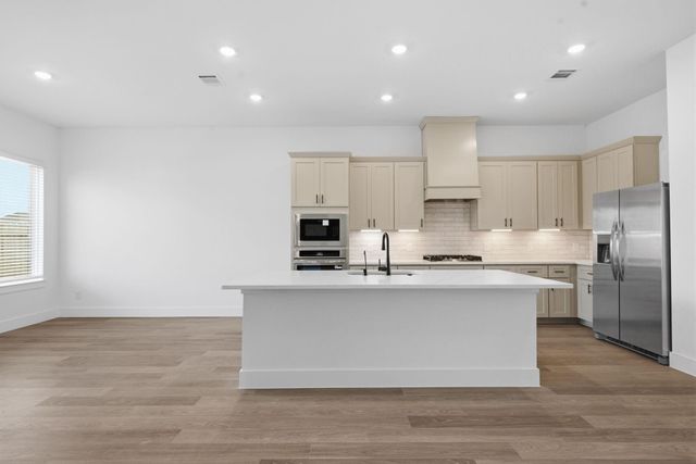 3403 Summercrisp Hollow Lane, Pearland, TX 77581