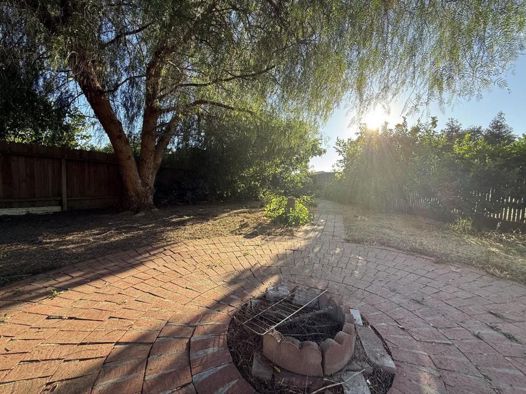 Image 14 of property listing at 324 Barros Street, Patterson, CA 95363