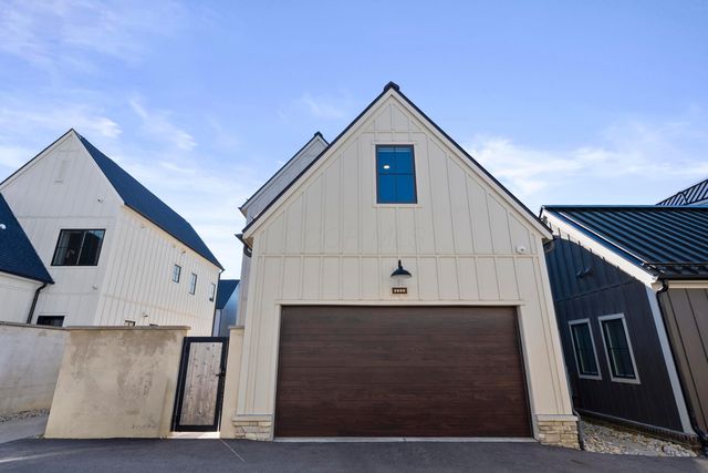 2899 Katmai Drive, A, Columbus, OH 43228
