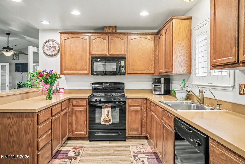 Image 9 of property listing at 1417 Ken Lane, Fallon, NV 89406