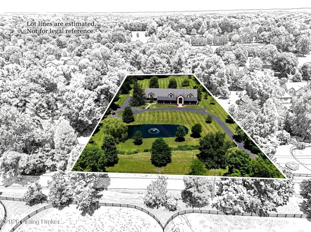12407 Lucas Ln, Anchorage, KY 40223