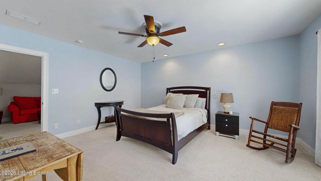 12407 Lucas Ln, Anchorage, KY 40223