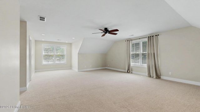 12407 Lucas Ln, Anchorage, KY 40223