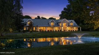 12407 Lucas Ln, Anchorage, KY 40223