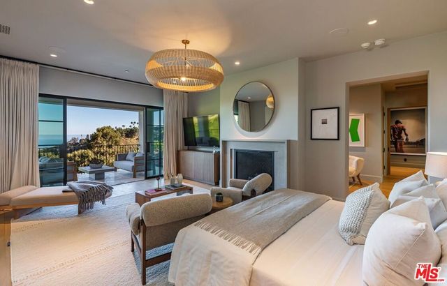 1362 Bella Oceana Vista, Pacific Palisades, CA 90272