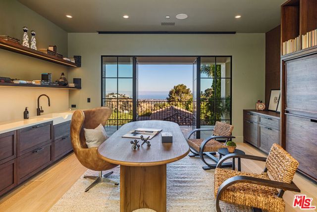 1362 Bella Oceana Vista, Pacific Palisades, CA 90272