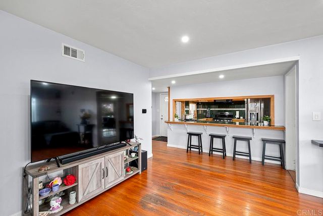 619 Sandalwood Dr, El Cajon, CA 92021