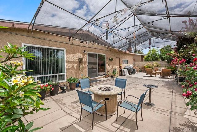 619 Sandalwood Dr, El Cajon, CA 92021