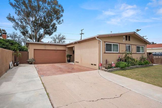619 Sandalwood Dr, El Cajon, CA 92021