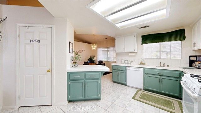 15640 Lime, Hesperia, CA 92345