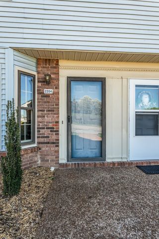 2204 Union Place Court, Columbia, TN 38401