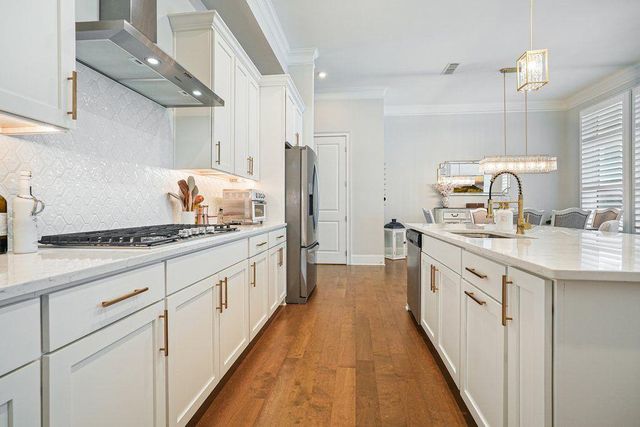 158 Village Green Avenue, Woodstock, GA 30189