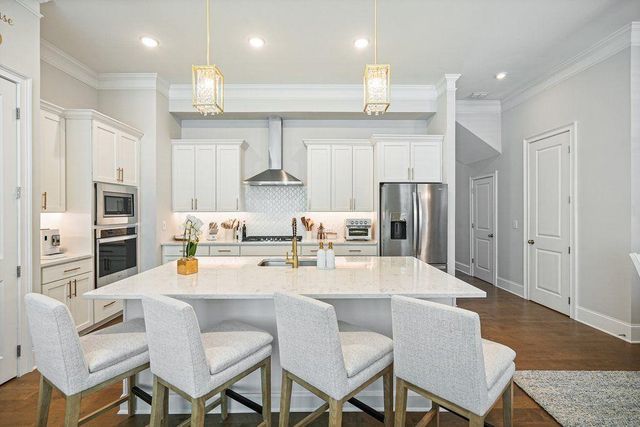 158 Village Green Avenue, Woodstock, GA 30189