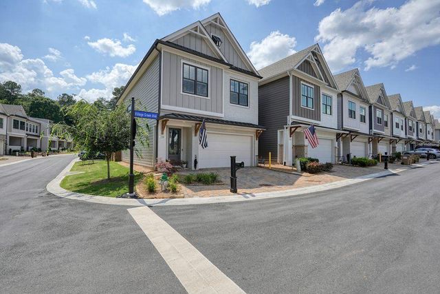 158 Village Green Avenue, Woodstock, GA 30189