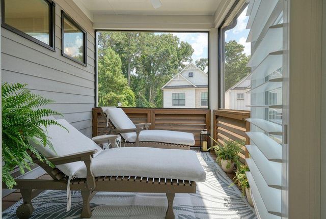 158 Village Green Avenue, Woodstock, GA 30189