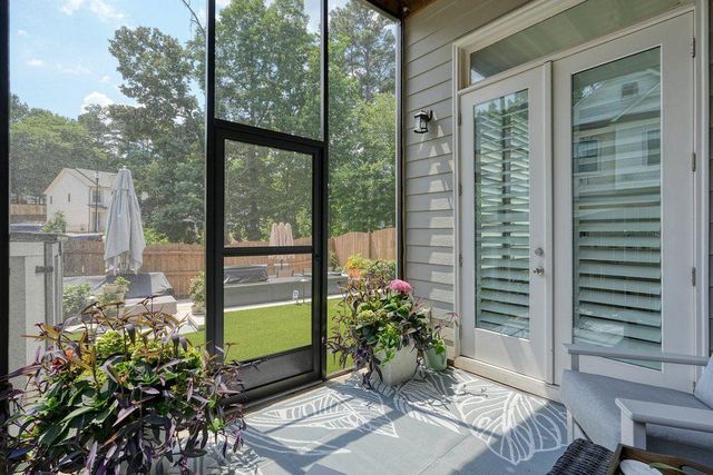 158 Village Green Avenue, Woodstock, GA 30189