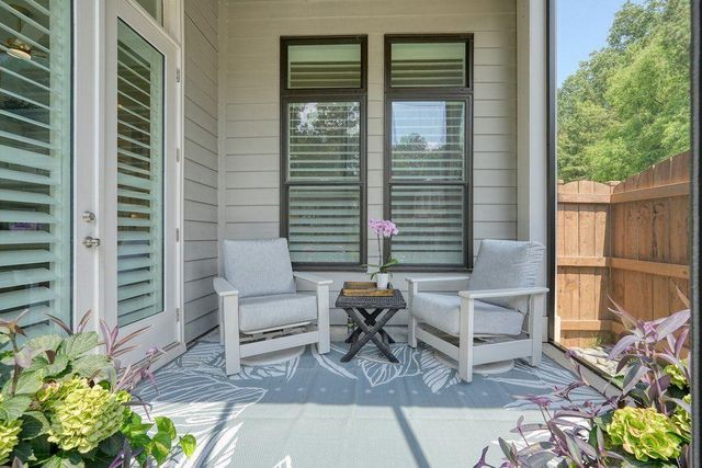 158 Village Green Avenue, Woodstock, GA 30189