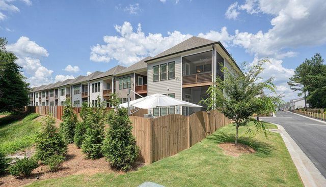 158 Village Green Avenue, Woodstock, GA 30189