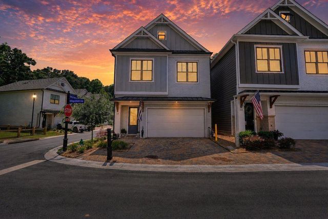 158 Village Green Avenue, Woodstock, GA 30189