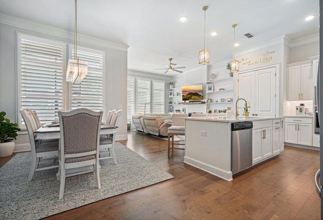 158 Village Green Avenue, Woodstock, GA 30189