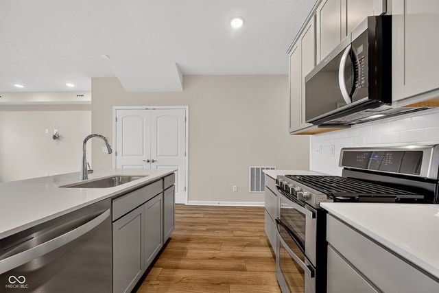 9859 Behner Drive, Fishers, IN 46250