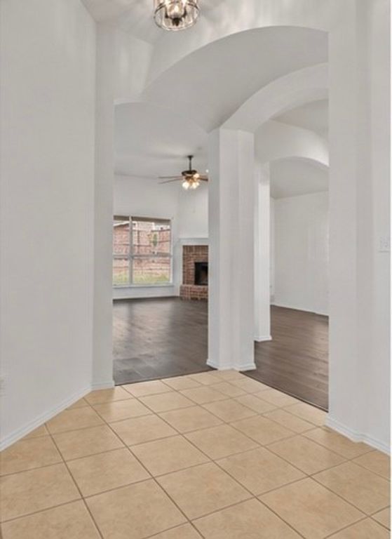 2809 Hollow Ridge Drive, Denton, TX 76210 — photo 5