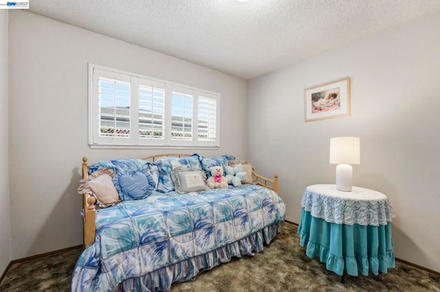 14322 Trinidad Rd, San Leandro, CA 94577