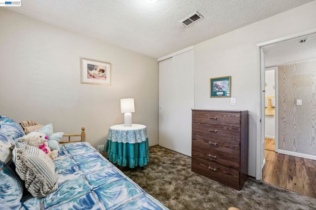 14322 Trinidad Rd, San Leandro, CA 94577