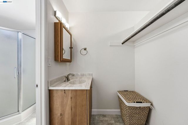 14322 Trinidad Rd, San Leandro, CA 94577