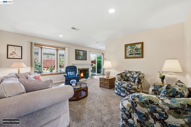 14322 Trinidad Rd, San Leandro, CA 94577