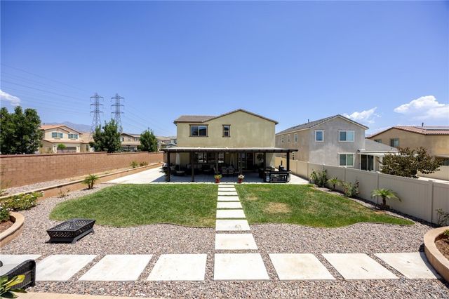 2229 Opal Street, Banning, CA 92220