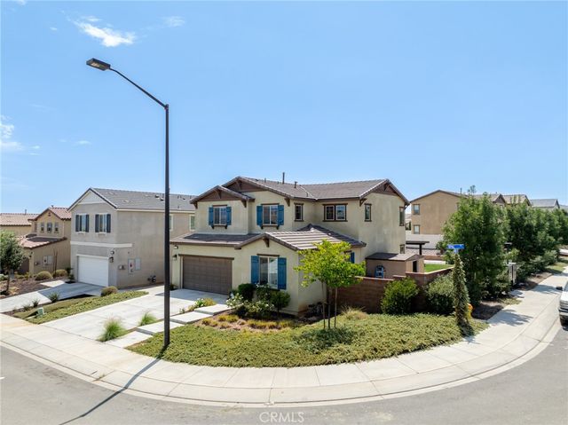 2229 Opal Street, Banning, CA 92220