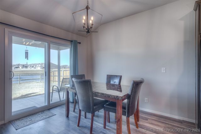 13816 S Iroquois Avenue E, Glenpool, OK 74033