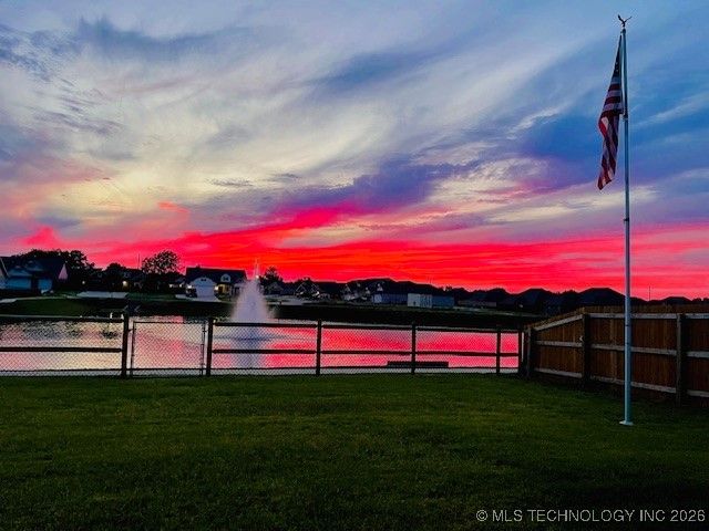 13816 S Iroquois Avenue E, Glenpool, OK 74033