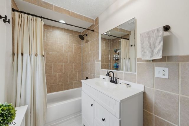7 Fairview Ave, Somerville Boro, NJ 08876