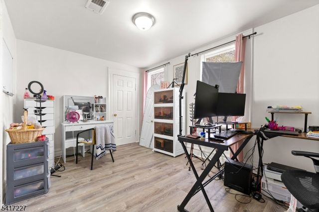 92 S Devine St 2, Newark City, NJ 07106